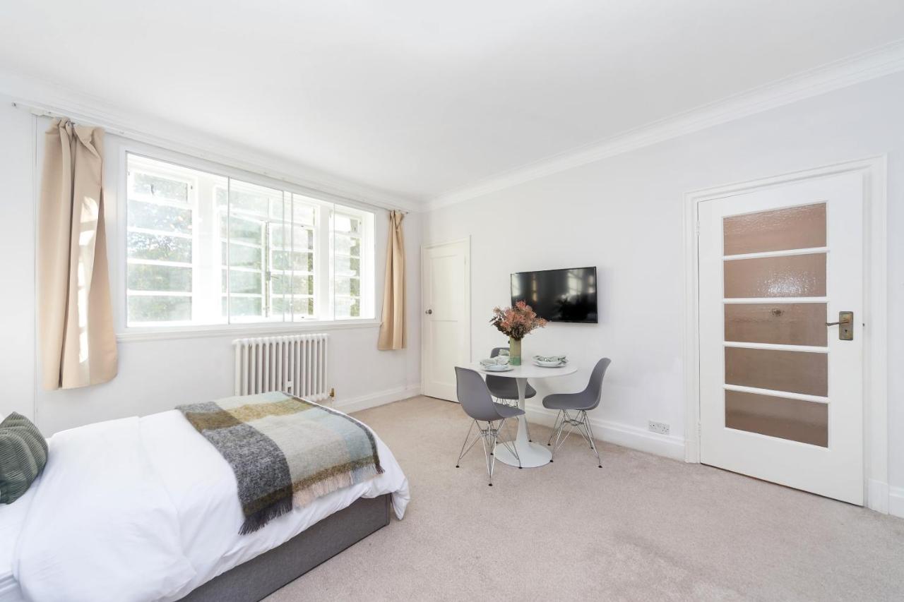 Beautifully Presented Centrally Located Studio Apartment London Exterior foto
